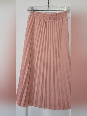 Pleated Midi Skirt in Dusty Rose